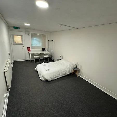 Room With Private Bathroom Central Brighton - Close To The Beach & Brighton Station Exterior photo